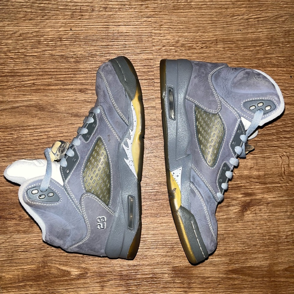 Jordan Retro 5’s Wolf Grey